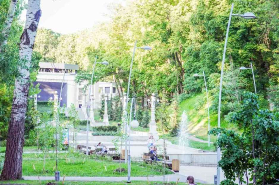 Два концерта отменили в Зеленом театре в Воронеже