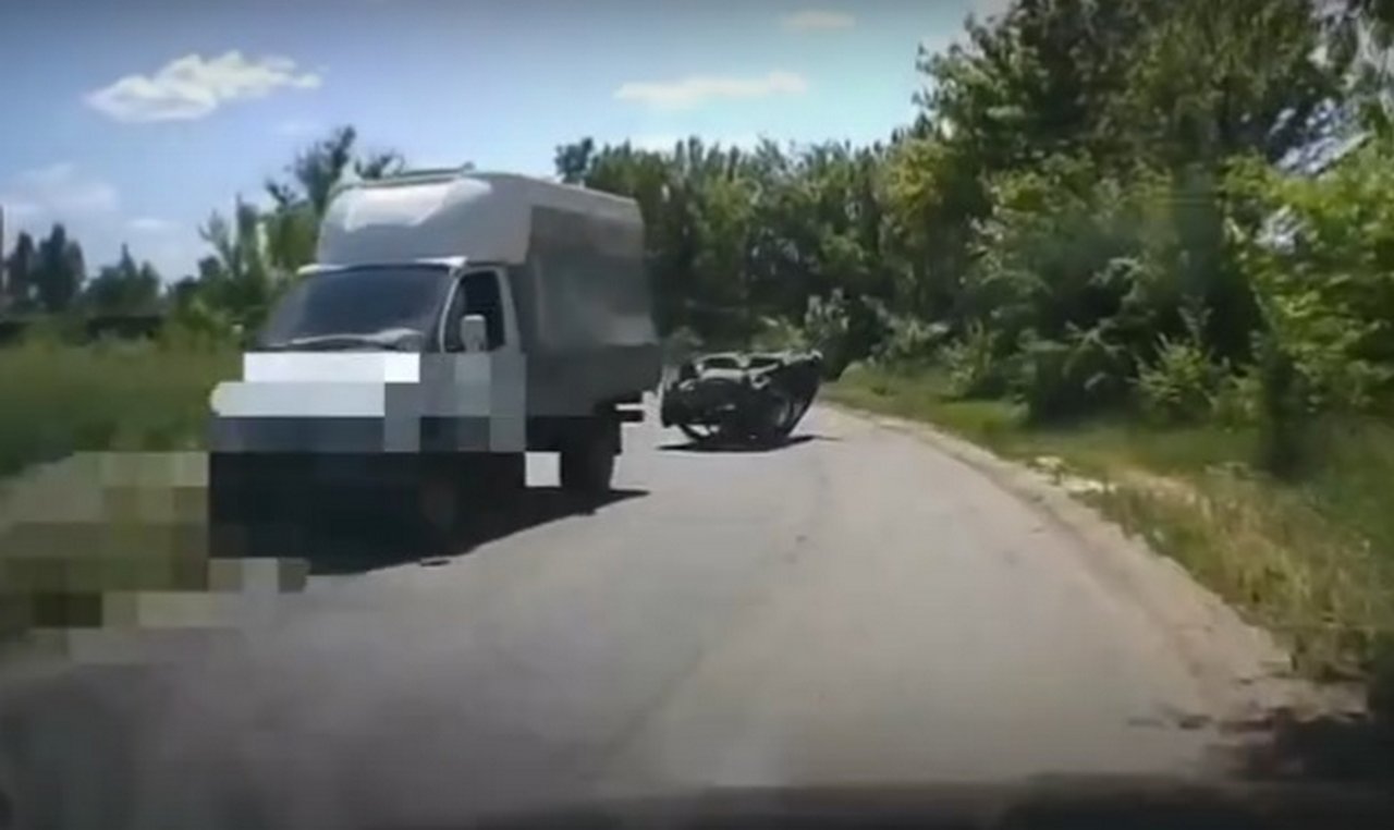 В Воронежской области оштрафовали водителя за опасную буксировку