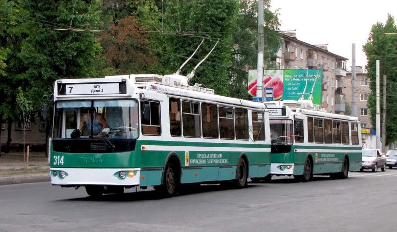 В Воронеже могут разрешить при необходимости обслуживать троллейбусные маршруты автобусами
