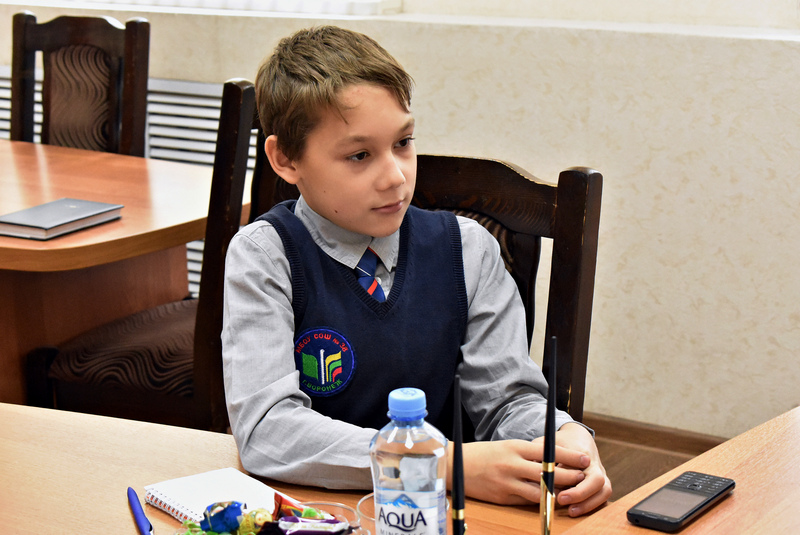 В Ленинском районе Воронежа школьники создают будущие научные бестселлеры