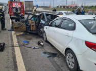 В тяжелом ДТП в Воронежской области столкнулись три автомобиля