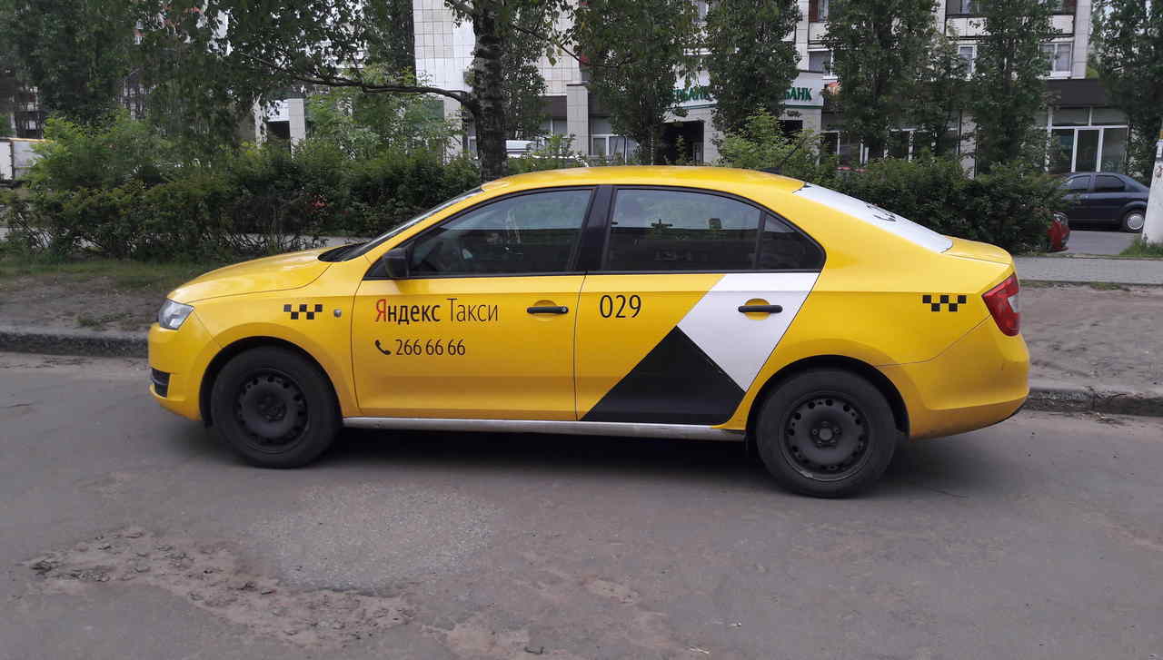 Поездки при массовой эвакуации сделали в «Яндекс Такси» бесплатными