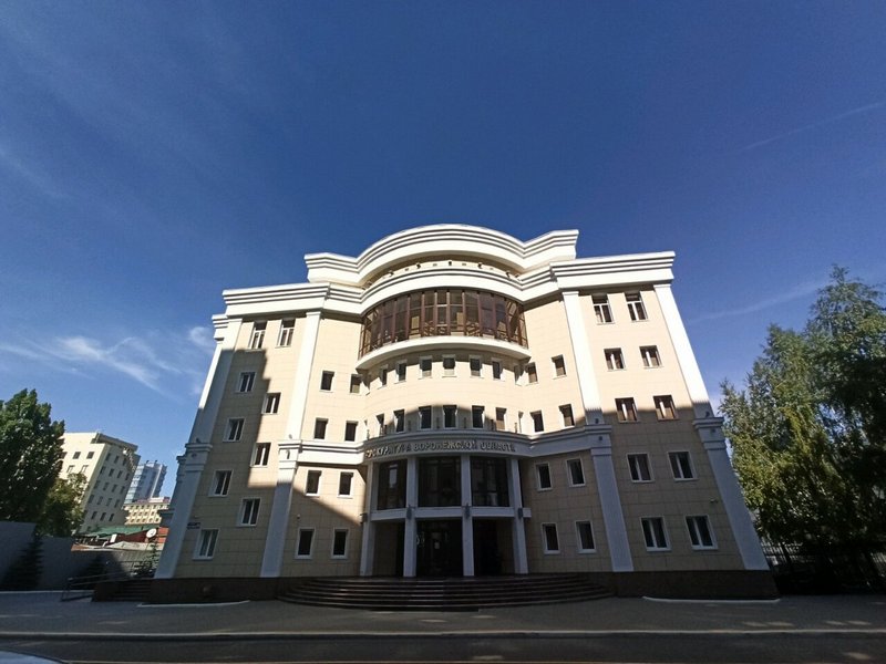 Задолжавшую работникам 2,3 млн рублей кондитерскую фабрику под Воронежем проверят прокуроры