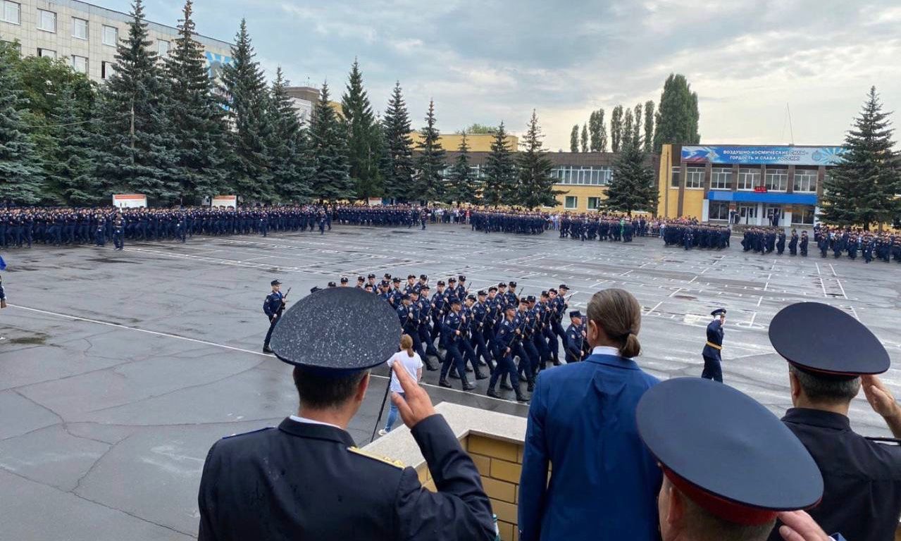 Сергей Чижов поздравил курсантов воронежской Военно-воздушной академии с принятием присяги