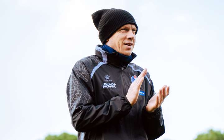 Итоги зимних сборов подвел наставник воронежского «Факела» Олег Василенко