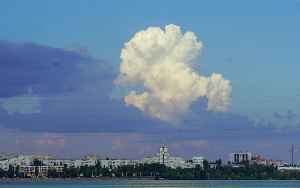 Сильная жара ожидается 11 июня в Воронежской области