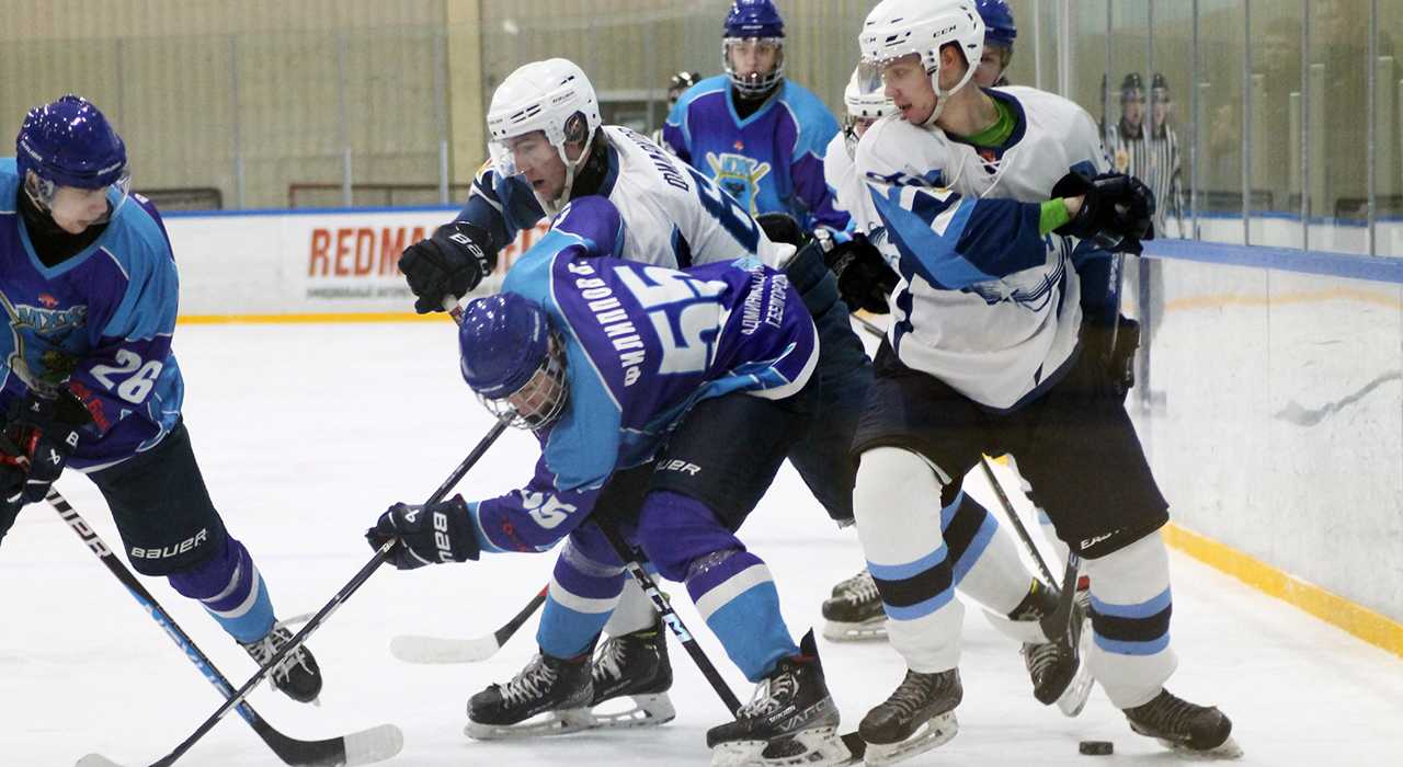 Хоккеисты нововоронежского «Протона» заработали два очка в Белгороде