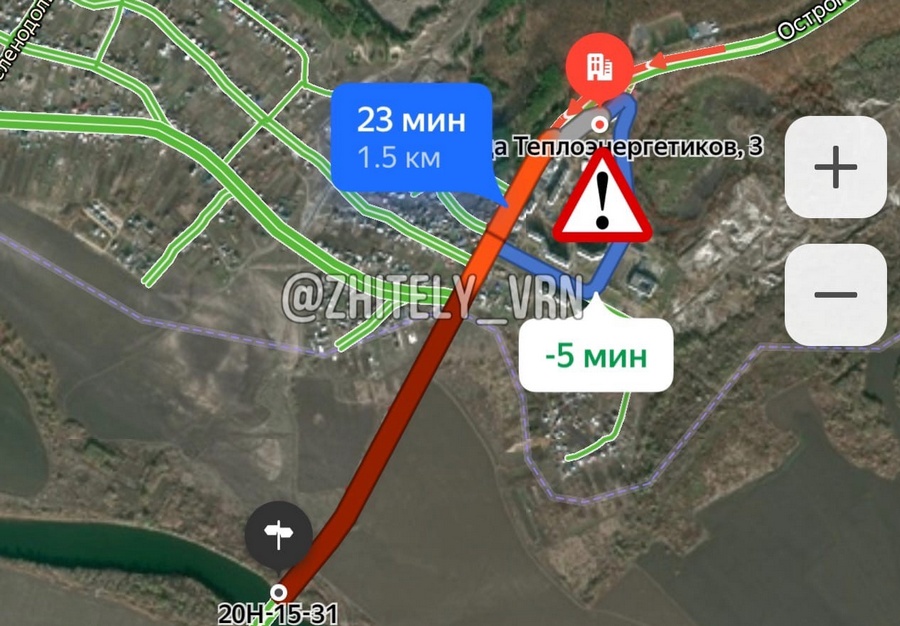 В Воронеже перед мостом на Гремячье образовалась полуторакилометровая пробка