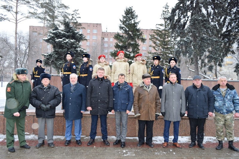 В Коминтерновском районе почтили память защитников Воронежа