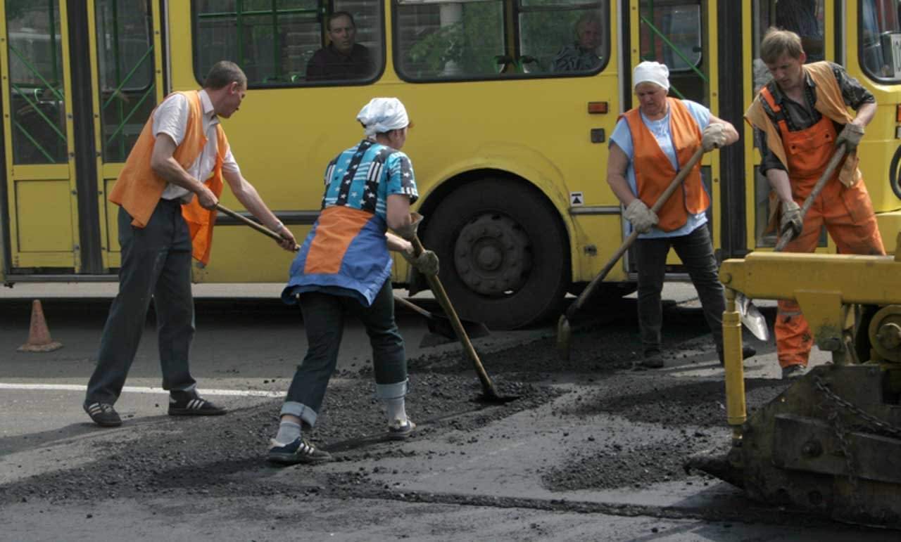 Сразу 8 маршруток выбились из графика в Воронеже из-за дорожных работ