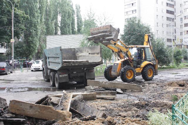 В Ленинском районе Воронежа все больше дворовых территорий охвачено реализацией муниципальной программы