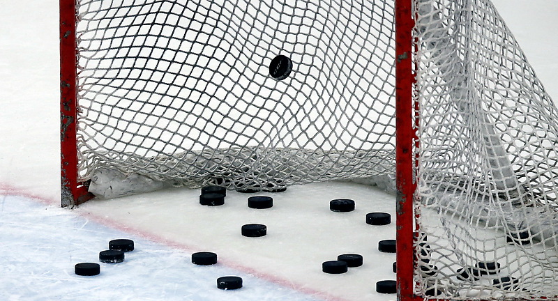 Забросив семь шайб, хоккеисты «Россоши» разгромили гостей из Рыбинска
