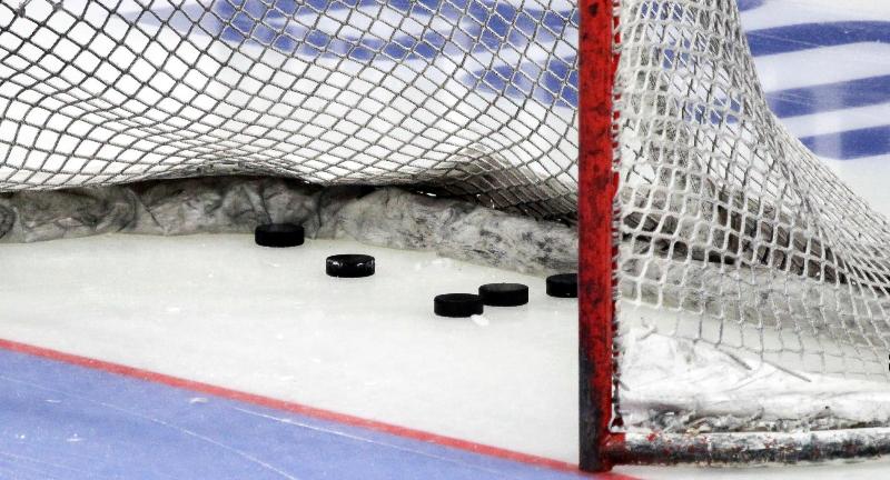 Хоккеисты «Боброва» выиграли в восьмой раз за сезон