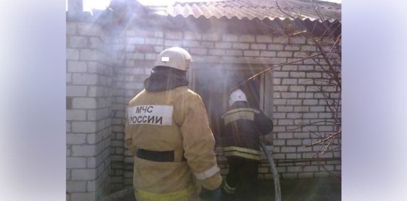 В Воронежской области при пожаре в жилом доме пострадал мужчина