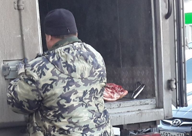 В Воронежской области из оборота изъяли свыше 100 кг опасного мяса