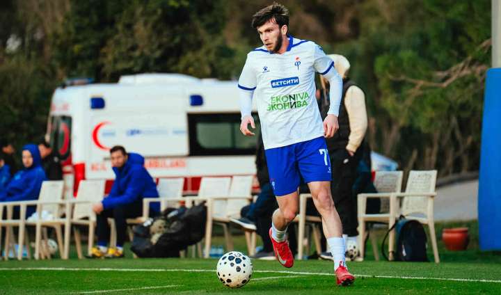 Лука Багателия на правах аренды перешел из воронежского «Факела» в ульяновскую «Волгу»