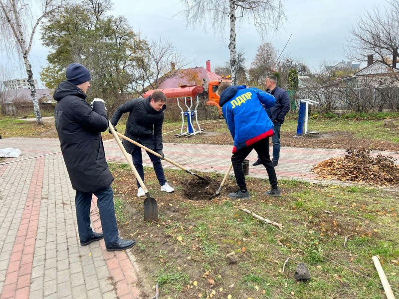 В Коминтерновском районе прошла экологическая акция