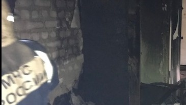 Ночью в Воронеже мужчина сгорел в своей квартире 