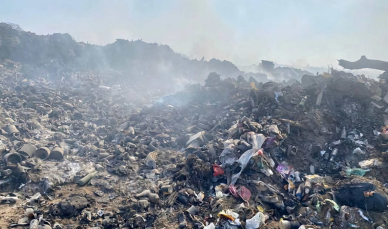 Полигон твердых отходов горел в воронежских Лисках
