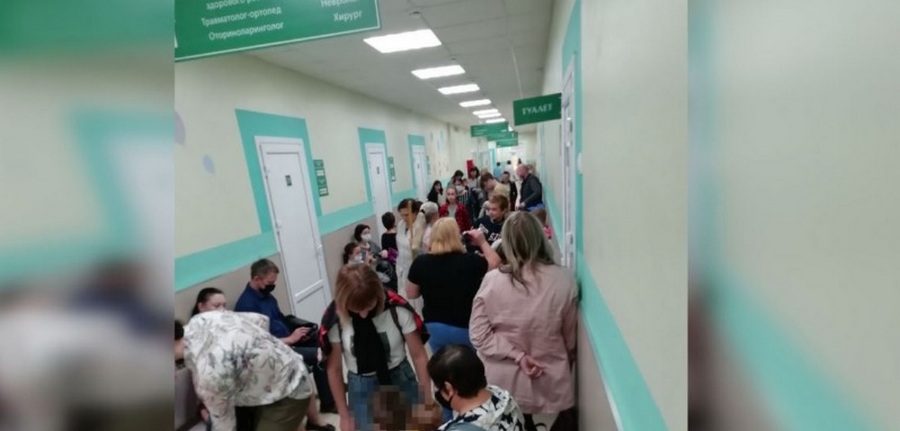В Воронеже вновь пожаловались на трёхчасовые очереди в 7-й поликлинике