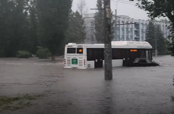 Воронеж пережил 13 июня потоп из-за налетевшего ливня