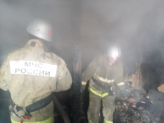В Воронеже загорелся магазин строительных материалов