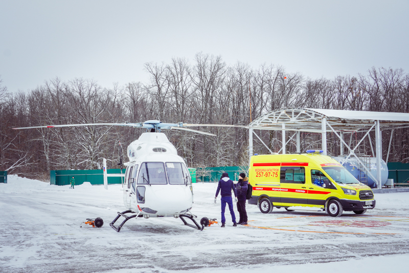 Вертолет воронежского Центра медицины катастроф за год спас 161 пациента