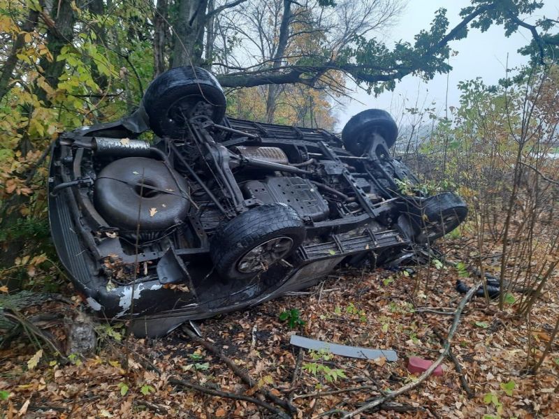 В съехавшей в кювет «Тойоте» в Воронежской области погиб 43-летний водитель