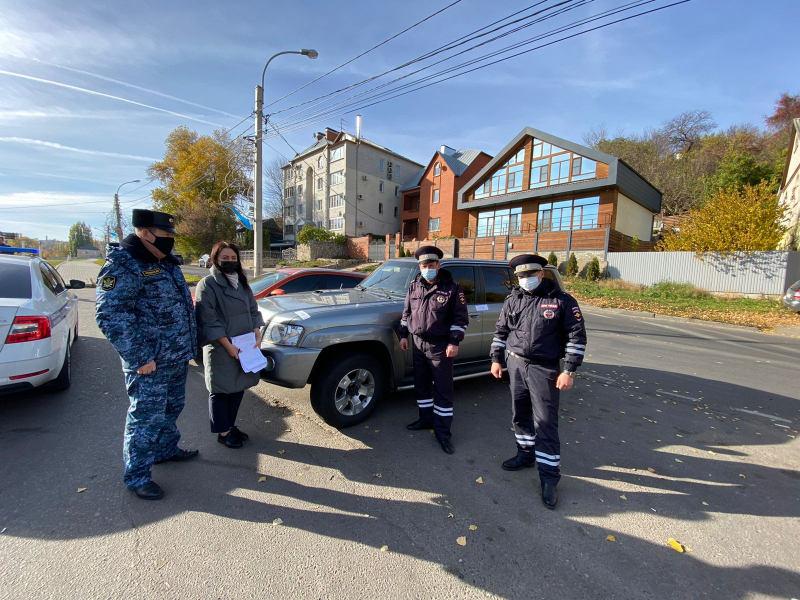 Автоинспекторы Воронежа поймали водителя с долгами больше 300 тысяч рублей 