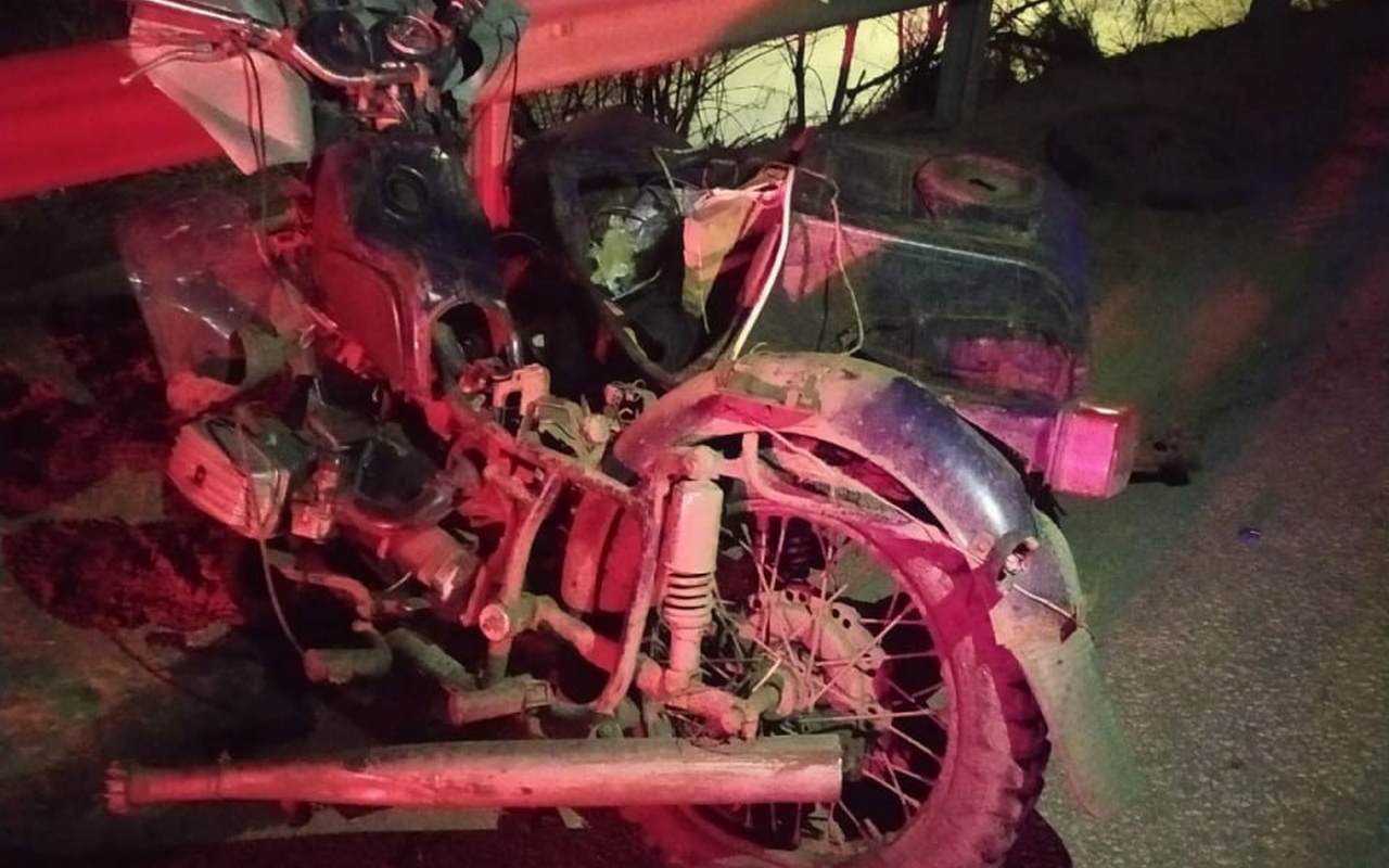 Мотоциклист и его пассажир погибли в ДТП с выехавшим на встречную кроссовером под Воронежем