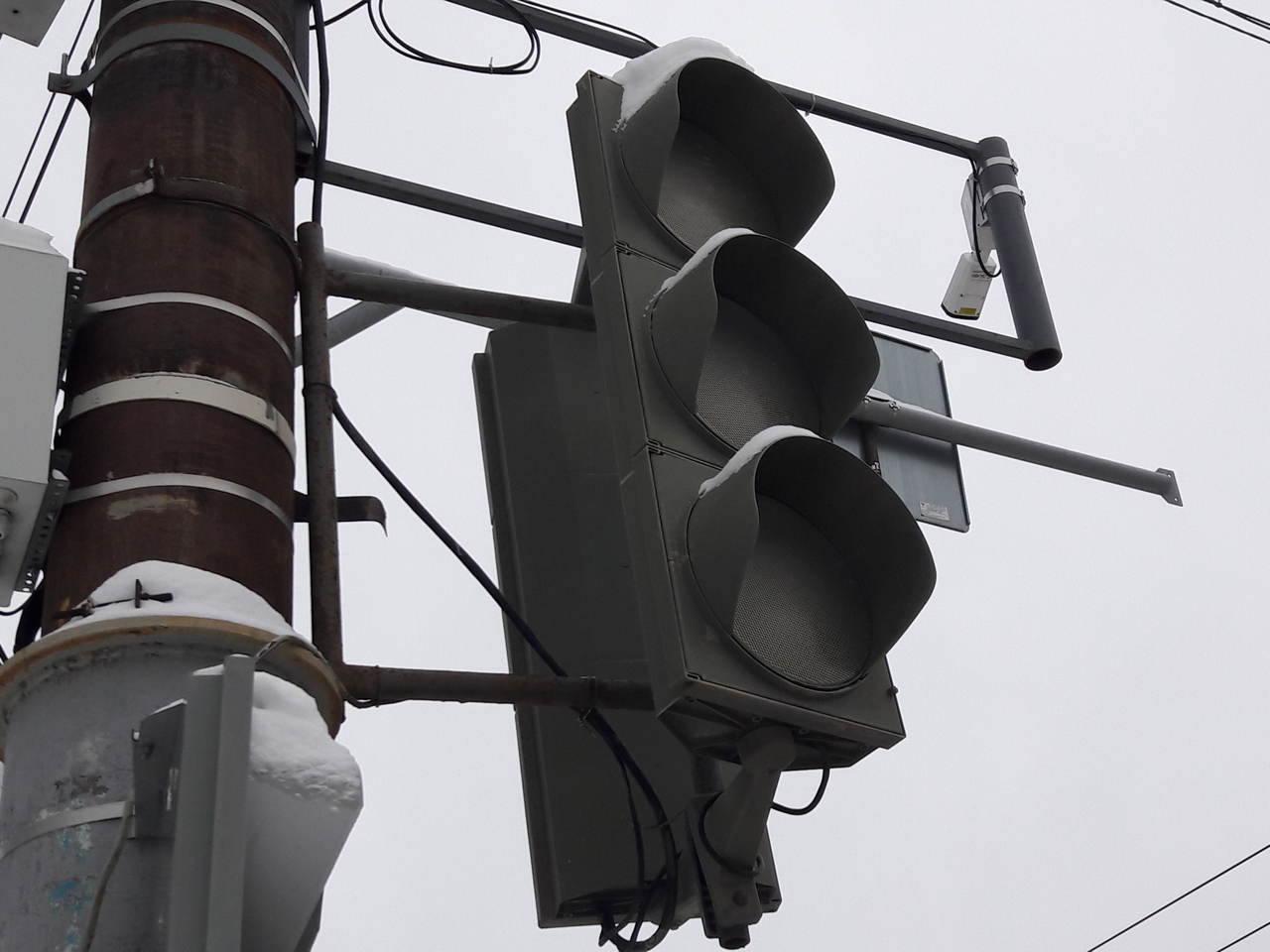 Светофоры отключат на двух оживлённых перекрёстках в центре Воронежа