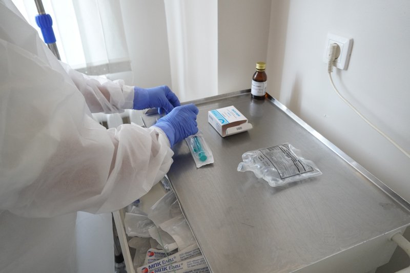 Прививку от ковида уже получили более 500 родственников воронежских военных 