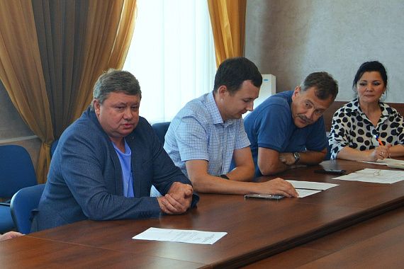 В Воронежской гордуме обсудили ситуацию с отзывом лицензий у 21 управляющей компании