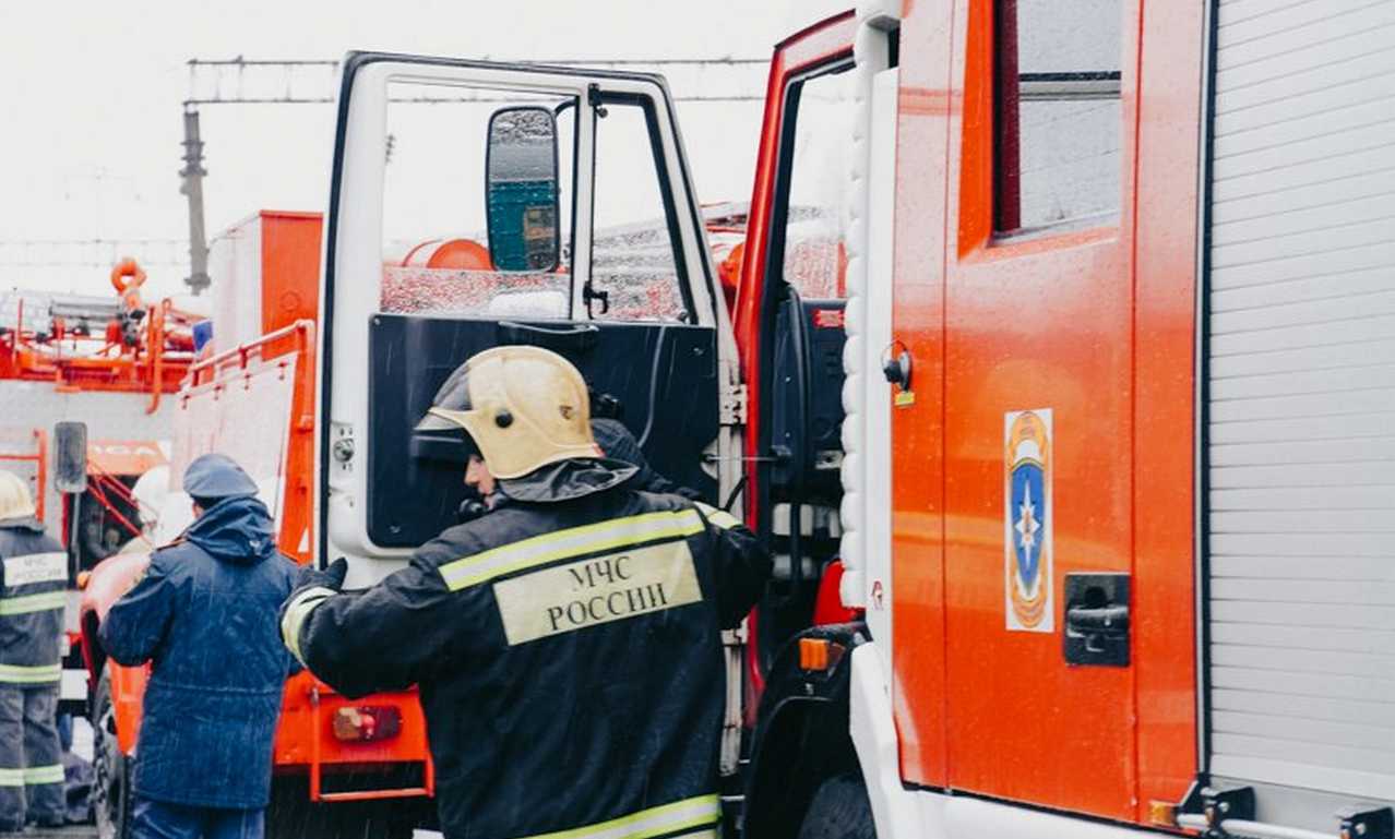 После пожара в жилом доме под Воронежем в больницу попал 47-летний мужчина