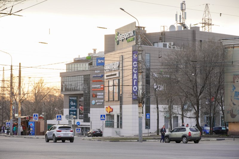 В Воронеже за ковидные нарушения суд на 20 суток закрыл ТРЦ «Левый берег»