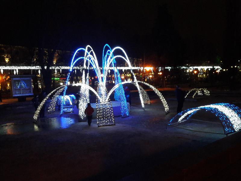 Светодиодный зимний фонтан 28 декабря заработает в центре Воронежа