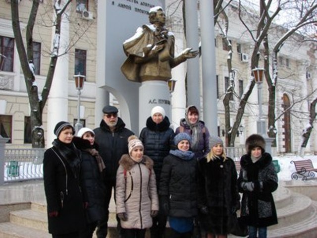 В Ленинском районе Воронежа почтили память великого русского поэта