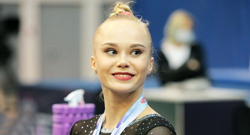Чемпионат России воронежская гимнастка Ангелина Мельникова завершила завоеванием еще одного золота