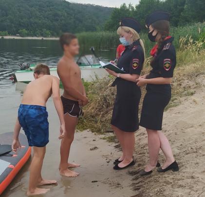 Полиция прошла рейдом по пляжам Воронежской области