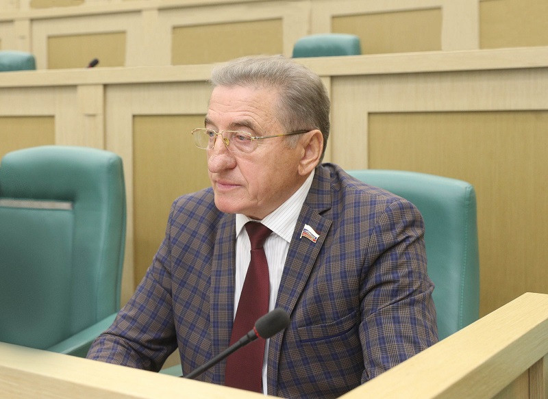 Сенатор Сергей Лукин: «Совет Федерации одобрил законопроекты, совершенствующие градостроительную деятельность и продлевающие антикризисные меры»