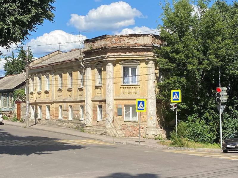 Управляющую организацию оштрафовали за  плохое сохранение культурного наследия «Дом Трушевских» в Воронеже