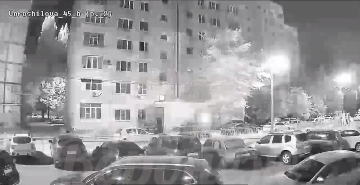 Воронежцев напугали ночные взрывы салюта