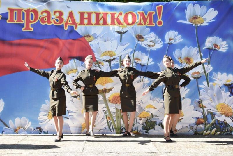 В Железнодорожном районе отметили День России