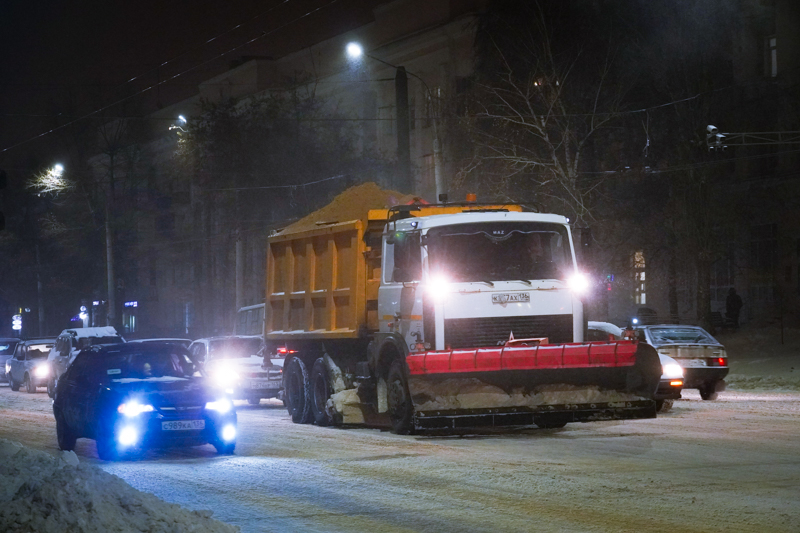 Воронежцы обсуждают в соцсетях работу по очистке города от снега