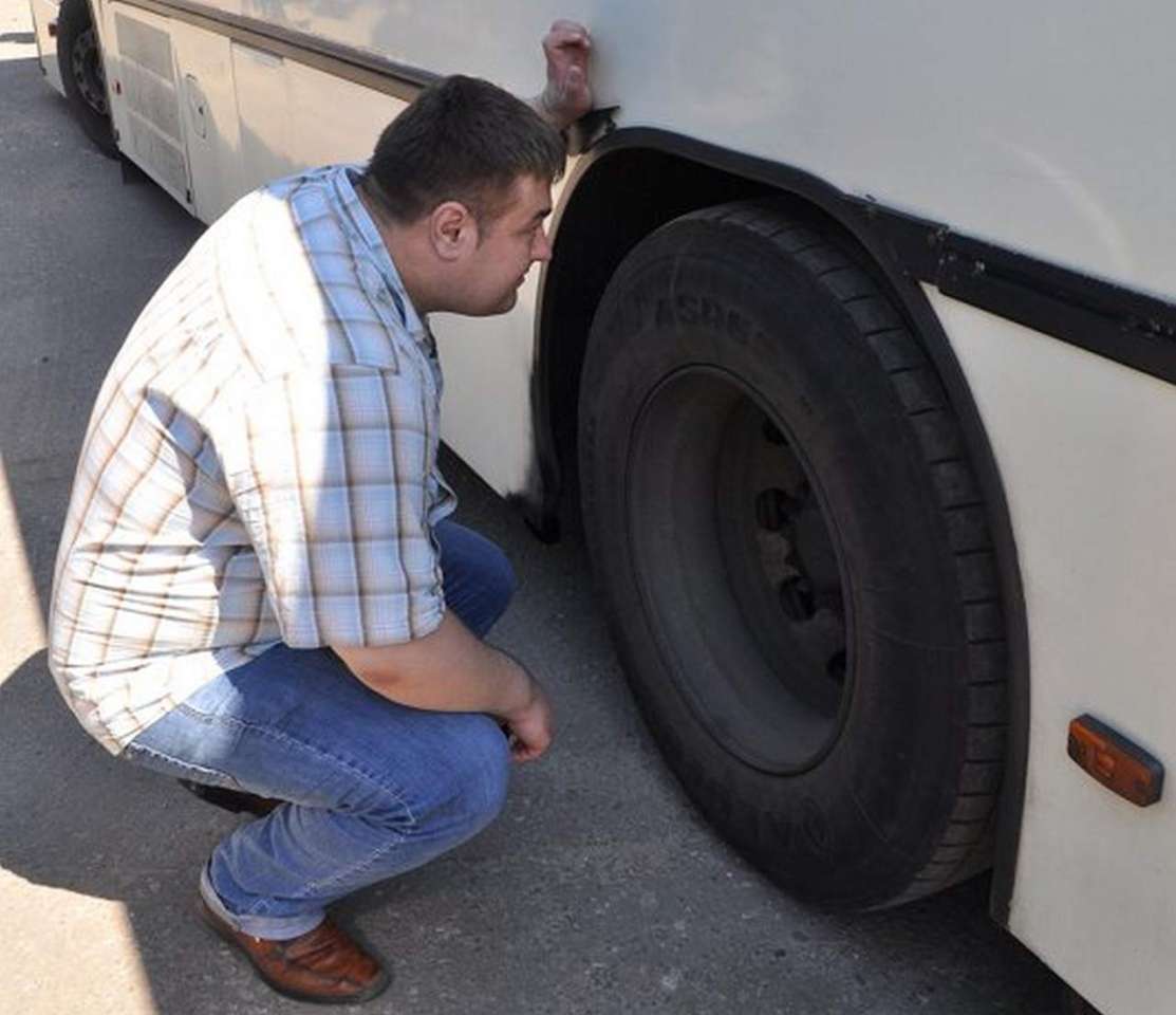 По школьным автобусам инспекторы проводят в Воронеже рейды
