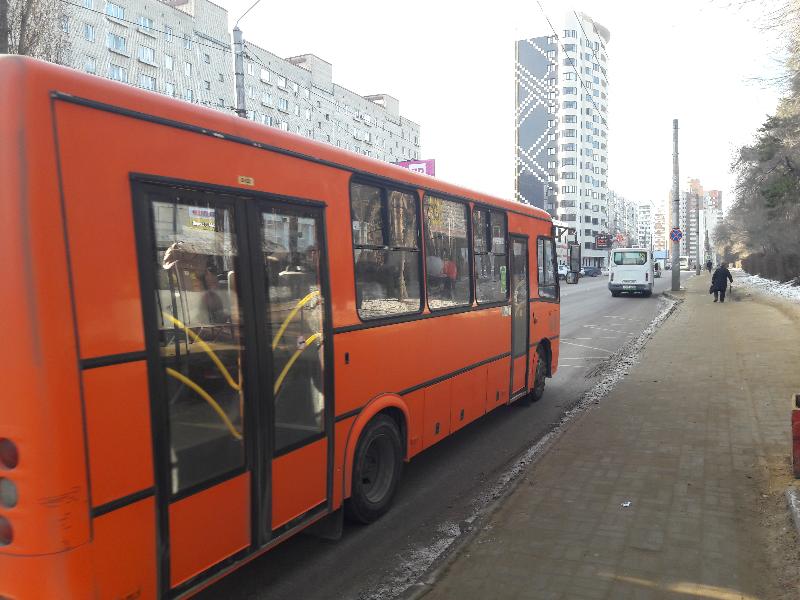 В Воронеже на улице Моисеева из-за ремонта теплотрассы скорректируют движение 5 автобусных маршрутов