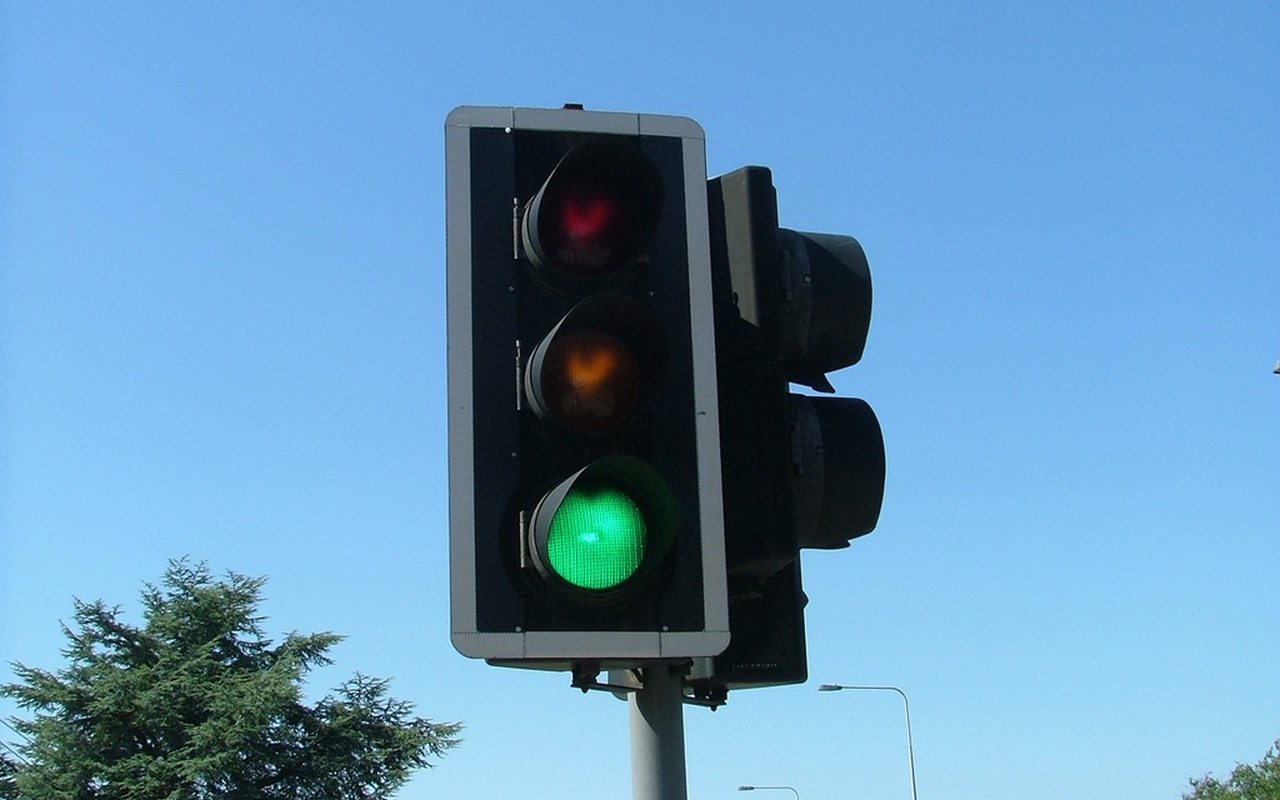 Светофоры отключат на опасном перекрестке в Воронеже на сутки