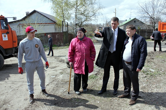 Указали на месте: в Ленинском районе Воронежа прошла встреча с жителями частного сектора