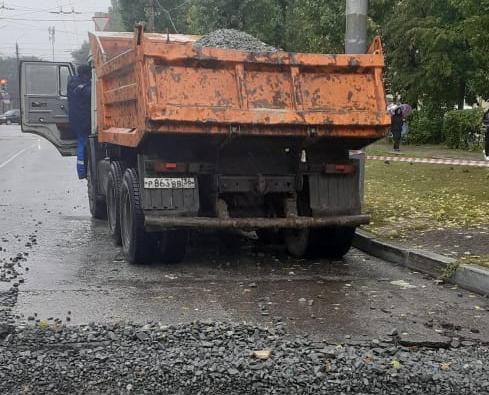 «РВК-Воронеж» взялся за укрепление грунта на улице Циолковского, где провалился асфальт
