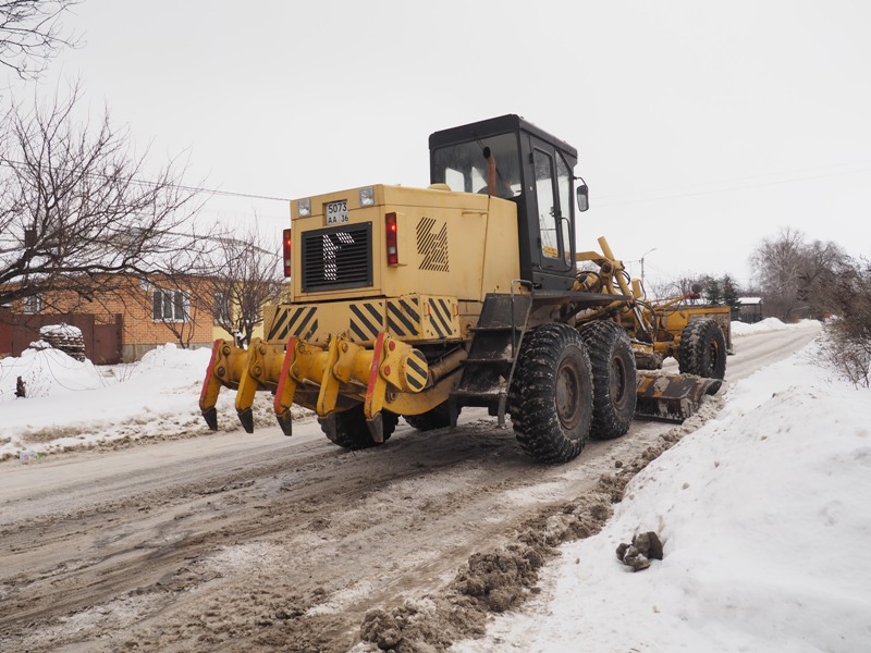 В Воронеже ведутся работы по благоустройству улично-дорожной сети
